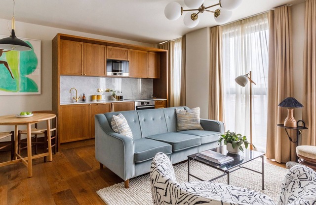 Stunning Apartment with City views