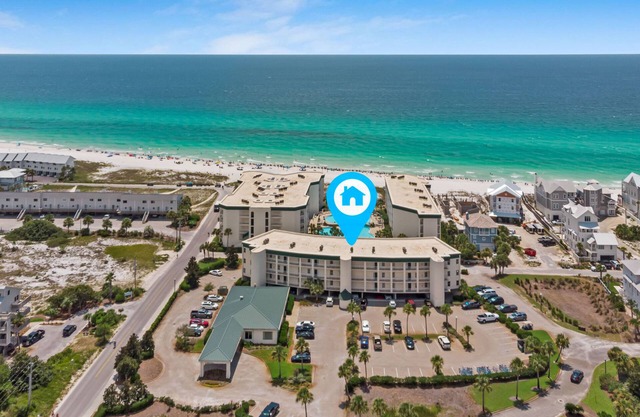 Stunning Condo on The Beach -