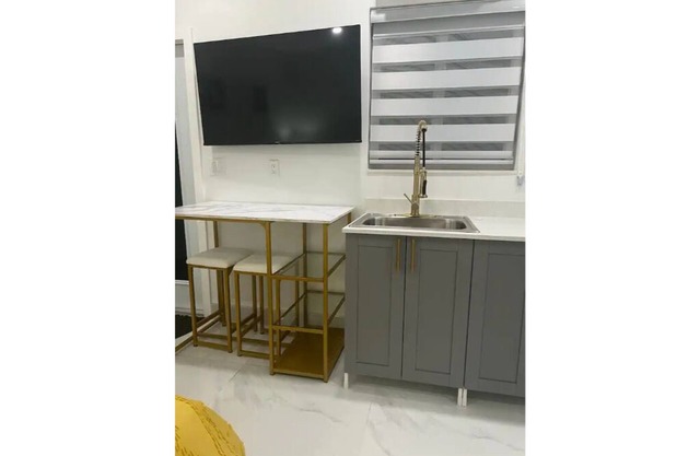 Stunning Deluxe Studio