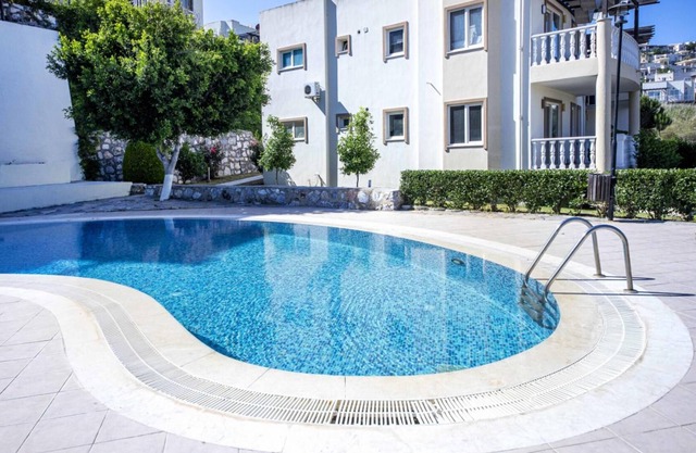 Stunning Flat near Beach with Shared Pool n Bodrum