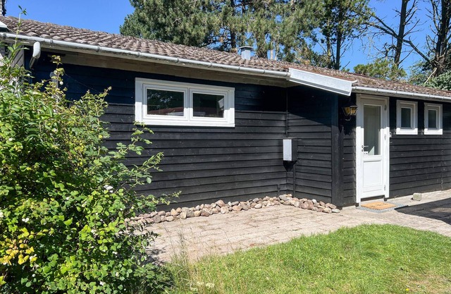 Stunning home in Eskebjerg with WiFi