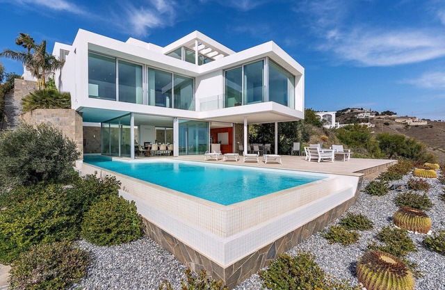 Stunning home in Granada