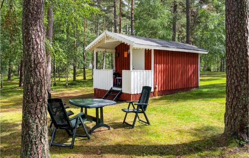 Stunning Home In Ljungby