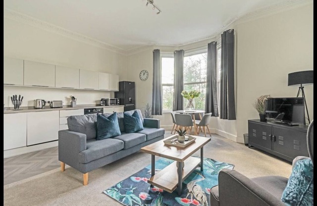Stunning large 1-Bed Apartment in Tunbridge Wells