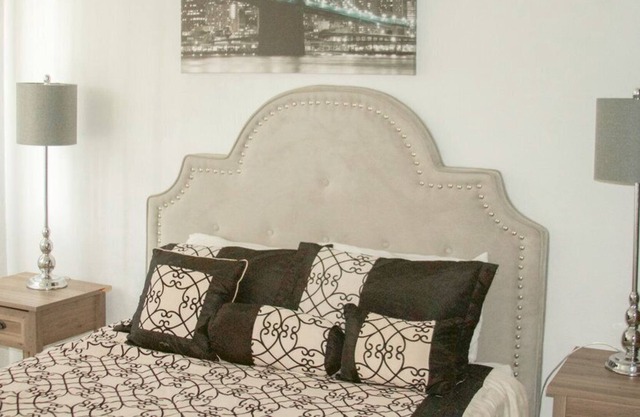 Stunning Private 2 bedrm Apartment/$1900 month-all utilities included/free wifi