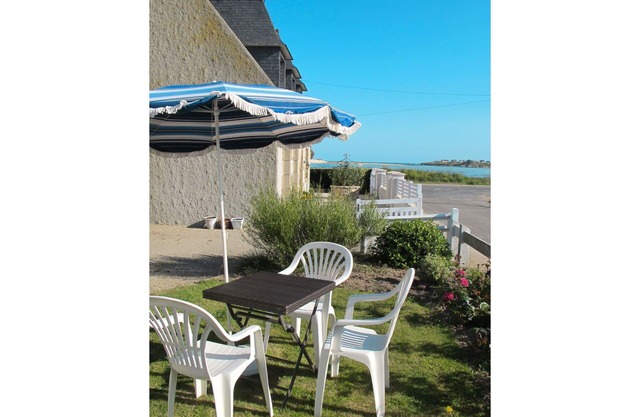 Stunning private villa for 3 people with WIFI, TV, terrace and pets allowed