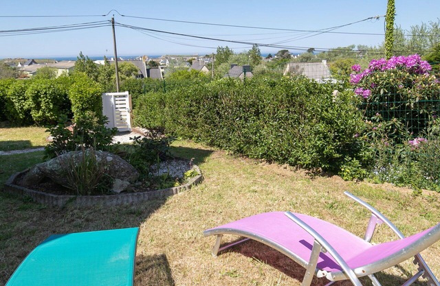 Stunning private villa for 4 people with WIFI, TV, pets allowed and parking