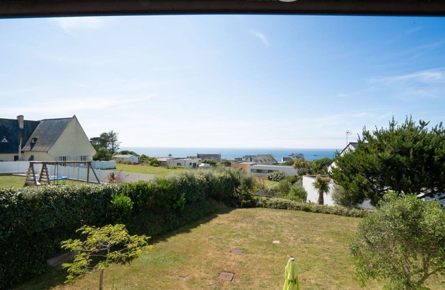 Stunning private villa for 10 people with WIFI, TV, terrace, pets allowed and parking