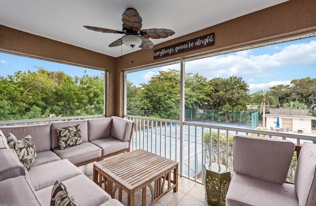 Stunning Seasonal Condo in the Heart of Naples