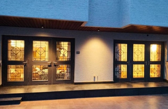 Stunning View & Modern Amenities-H2