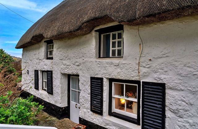 Stunning villa for 4 people with WIFI and parking