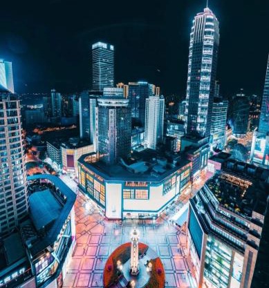Style INS High-Altitude River View Hotel (Chongqing Jiefangbei Pedestrian Street Branch)