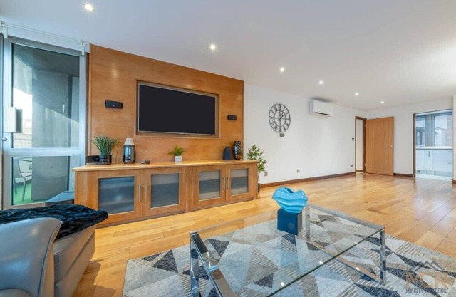 Stylish 2 Bedroom Apartment in Marylebone