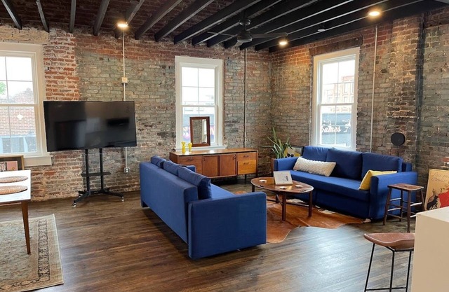 Stylish 2 BR New Apartment in Downtown Mount Airy (APT 202)