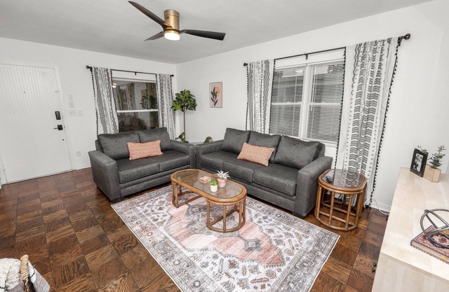 Stylish 4 Bedroom home with a game room