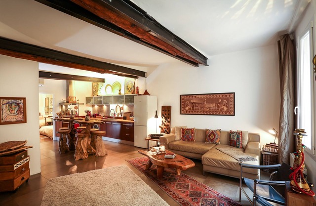 Stylish and Renovated Apartment in Old Nice