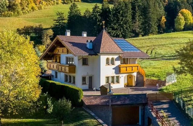 Stylish apartment (A) in Haus Rabanser*-in the heart of the Dolomites/Val Gardena/Grödnertal