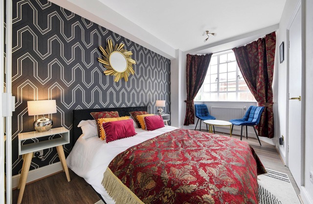 Stylish & Comfy Chelsea Haven ~ Walk to Tube & Bus