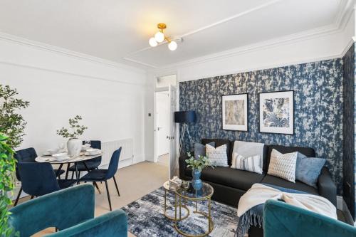 Stylish & Convenient Gem Pimlico Next London Eye