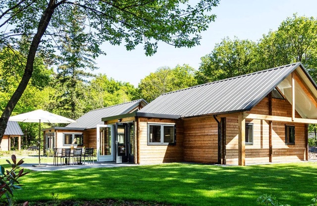 Stylish holiday home in woody Soesterberg near golf club