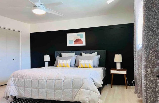 Stylish home in the heart of Tempe w/private pool