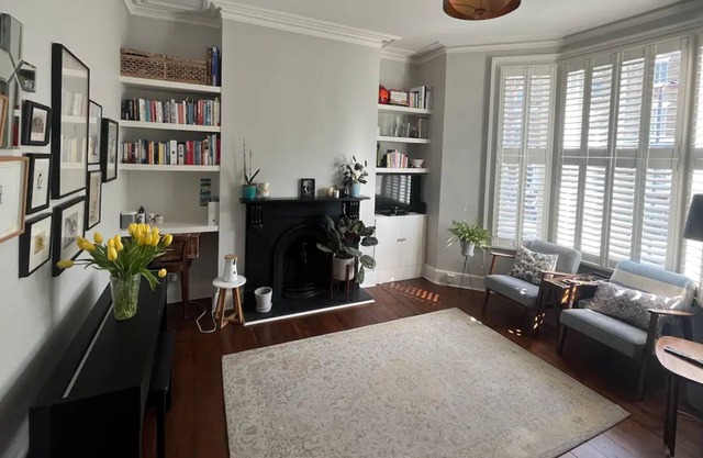 Stylish & Modern 1BD Flat with Balcony - Dalston