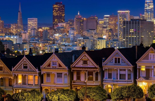 Stylish & Modern Nob Hill Getaway w/Rooftop Views