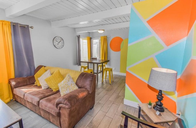 Stylish One-Bedroom Unit with Easy Ground Access