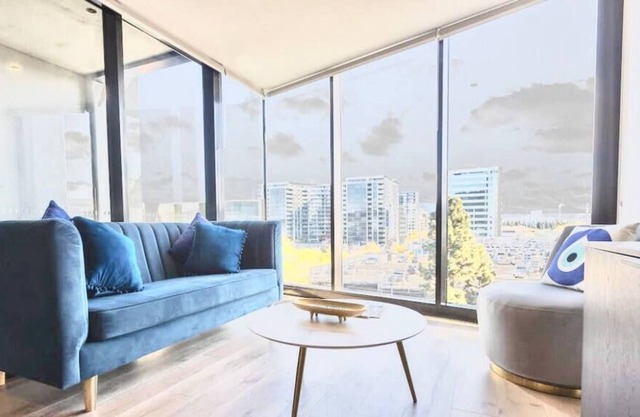Stylish pad in Canberra’s CBD
