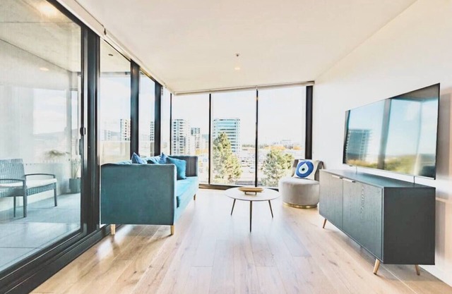 Stylish pad in Canberra’s CBD