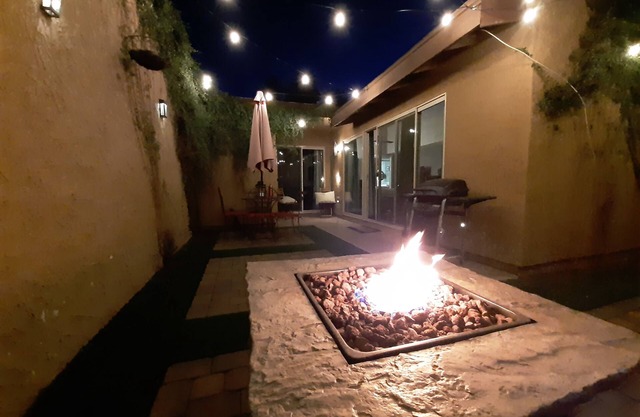 Stylish Southwestern Condo for your spring training & ASU headquarters.