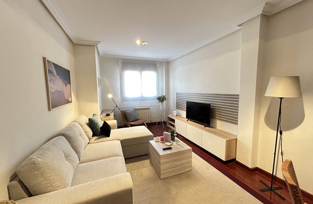 Stylo-Apartment-Balcony-Private Bathroom