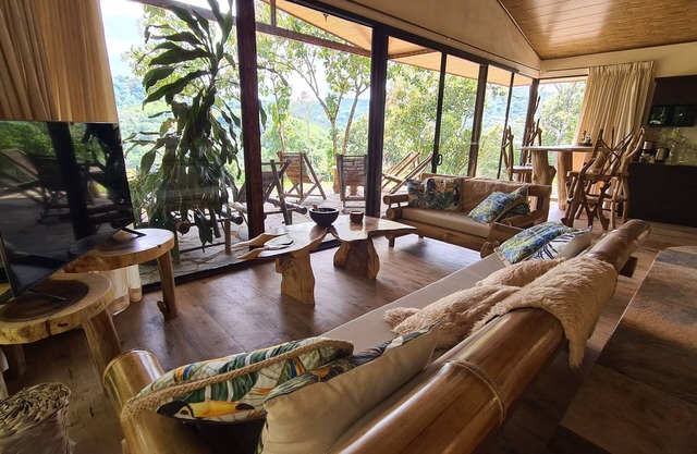 Suave Vida Getaway - Guesthouse