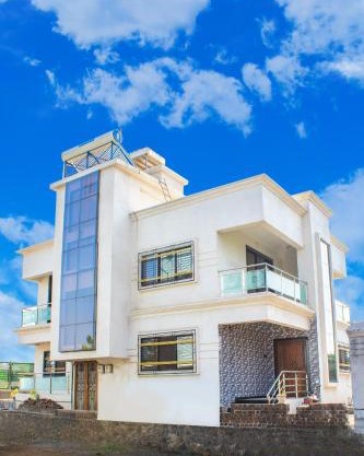 Sukhakarta Holiday Home