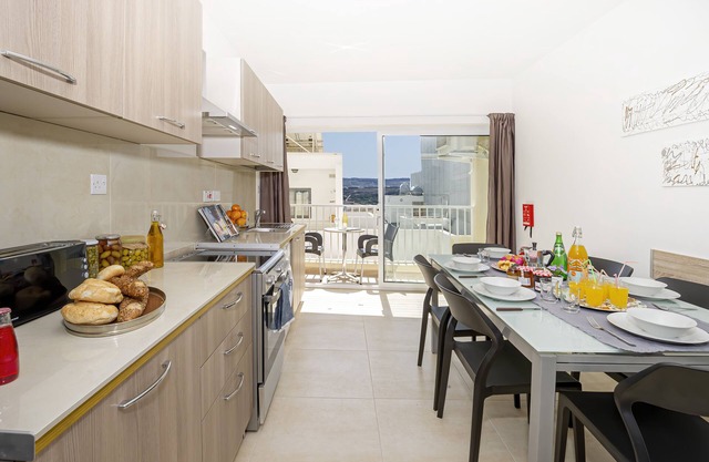 Summer Breeze Comfort Apartments by Getaways Malta