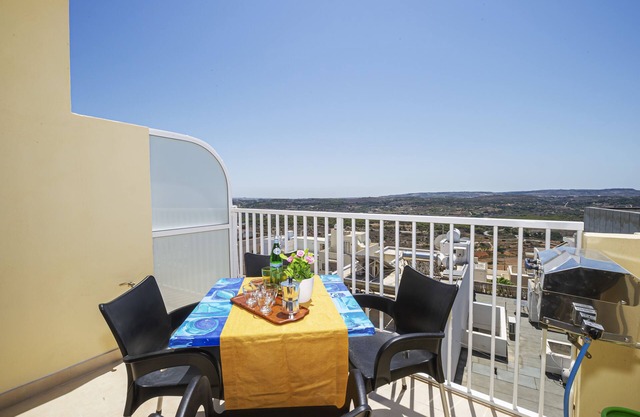 Summer Breeze Superior Apartment