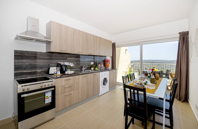 Summer Breeze with Panoramic terrace by Getaways Malta
