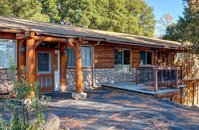 Summer Discount ends 8/31 - Julian Wagon Wheel Retreat for large or small groups