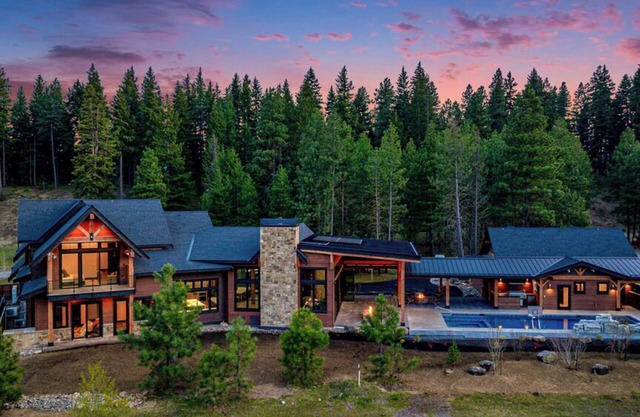 Summer Just Got GRAND! Suncadia’s Largest/13,500sqft+Private Pool/Speakeasy