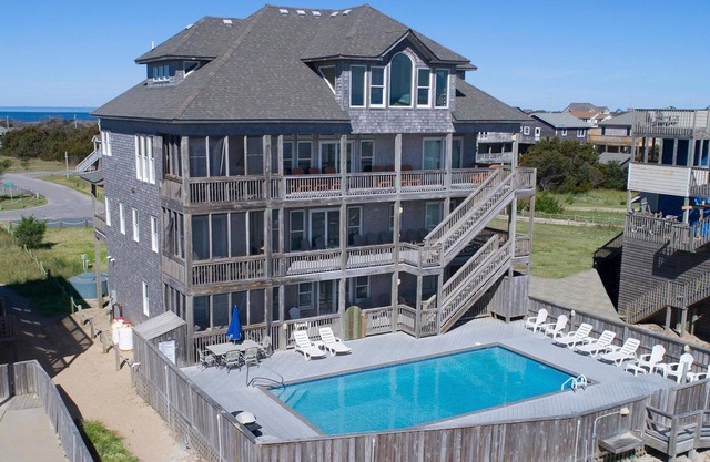 SUMMER SAVINGS - Luxury Oceanfront w/Private Pool, Hot Tub, Elevator, & Game Rm