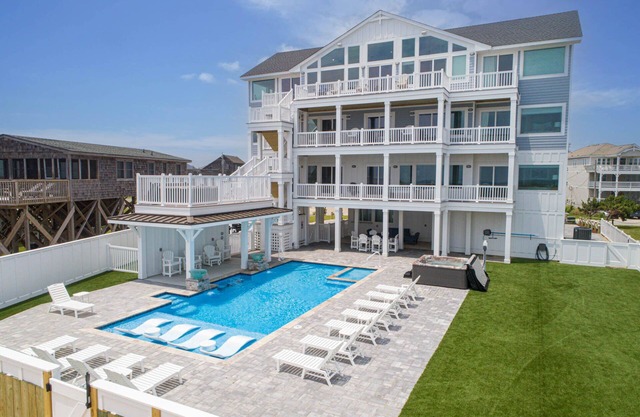 SUMMER SAVINGS - Premier Oceanfront Estate w/Pool, Hot Tubs, Elevator, and More