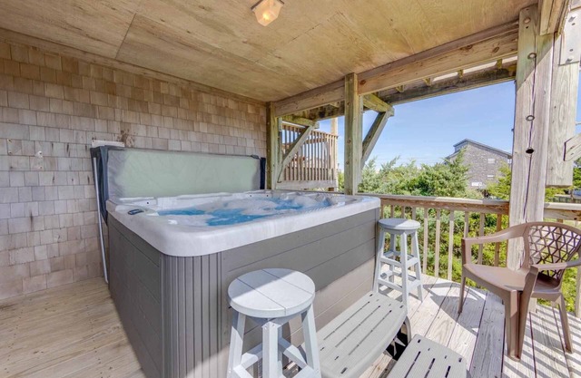 SUMMER SAVINGS - Semi-Oceanfront Home with Hot Tub, Smart TVs, Basketball Hoop