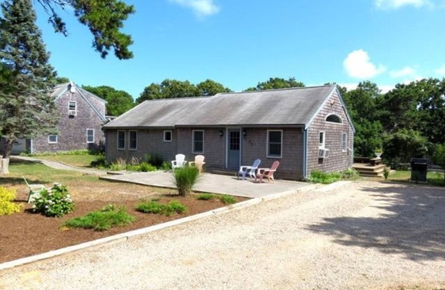 Sun-filled, renovated house within minutes walk to private bay sides beach.