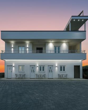 Sun Lake Villa