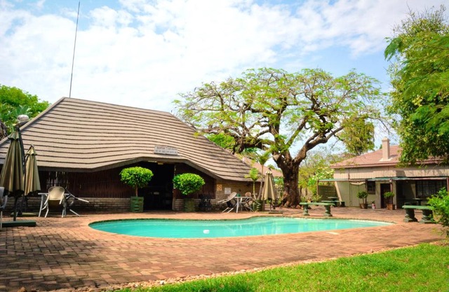 Sundown Lodge