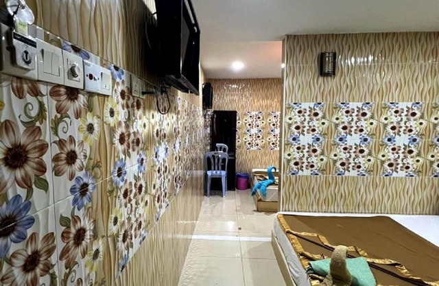Sungai Besi Hotel