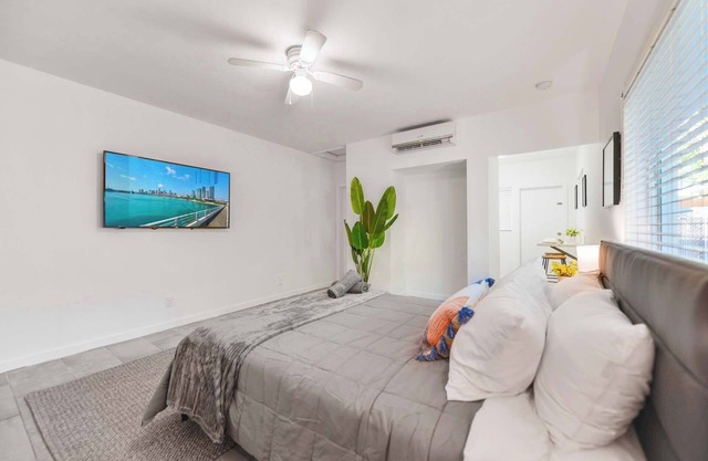 Sunny Studio in the Heart of Miami