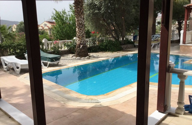 Sunny Villa Jaska, one minute level walk to dolmus bustop and local supermarket