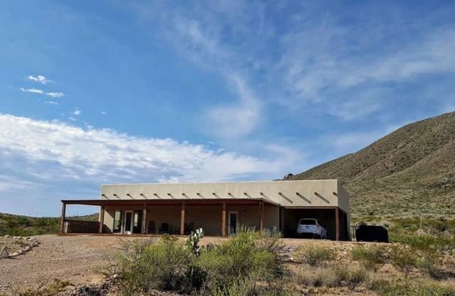 Sunrise Ridge: Modern. Spacious Inside & Outside.