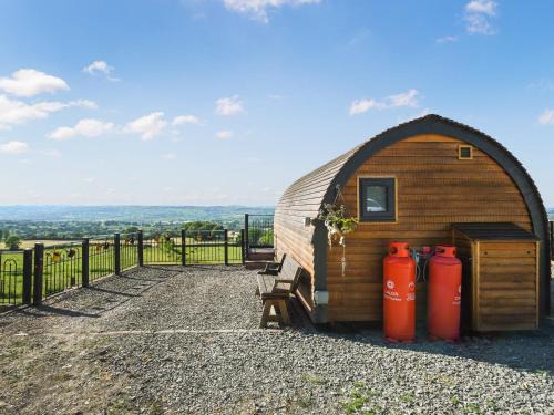 Sunset Holiday Pod - Uk48592